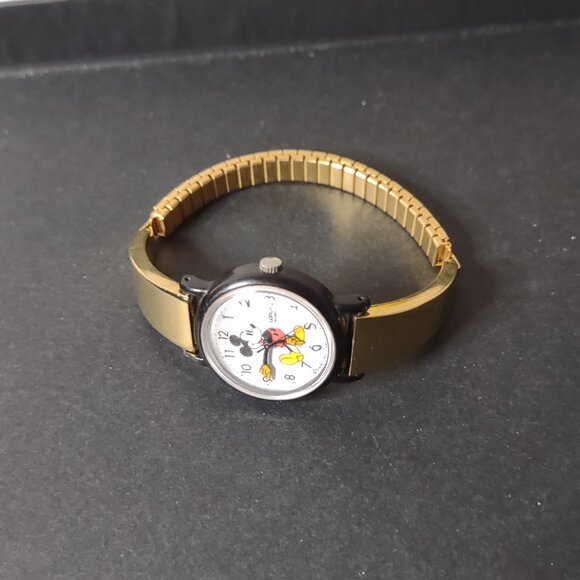 Mickey Mouse Lorus Watch With 6 Inch Gold Tone Stretch Band - Picture 14 of 14